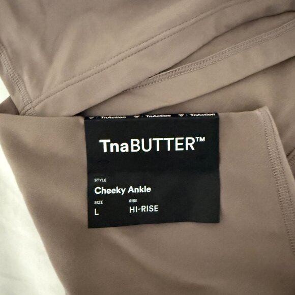 Aritzia TNA Butter Cheeky Leggings and Sports Bra Top - Picture 3 of 4